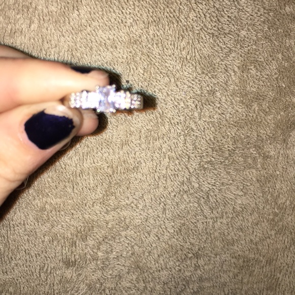 Ring - Picture 2 of 2